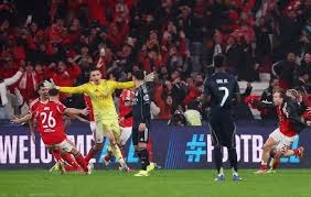 意媒：米兰派球探现场考察亨克18岁前腰卡雷察斯